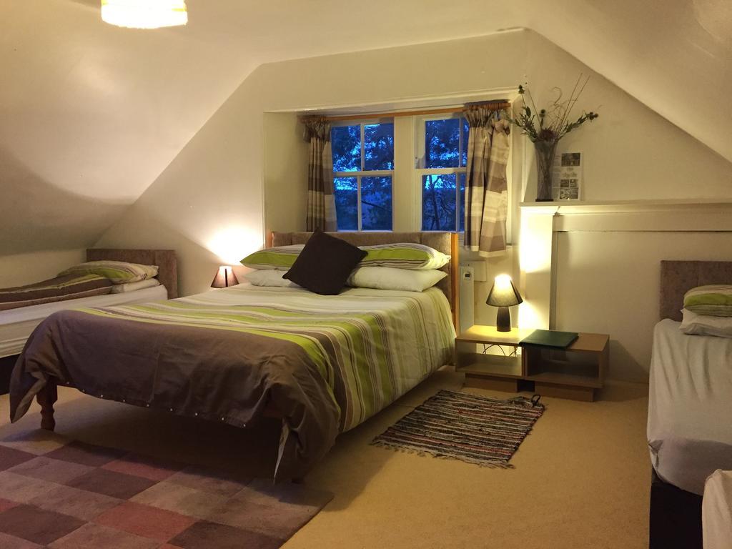 Ossian Villa Kincraig Bilik gambar
